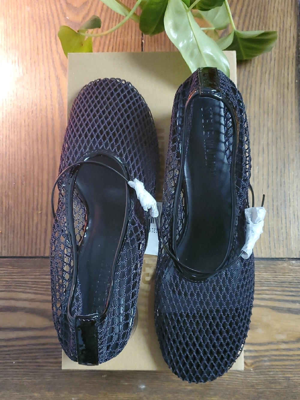 Steve Madden Black Mesh Ballet Flats with Patent Trim